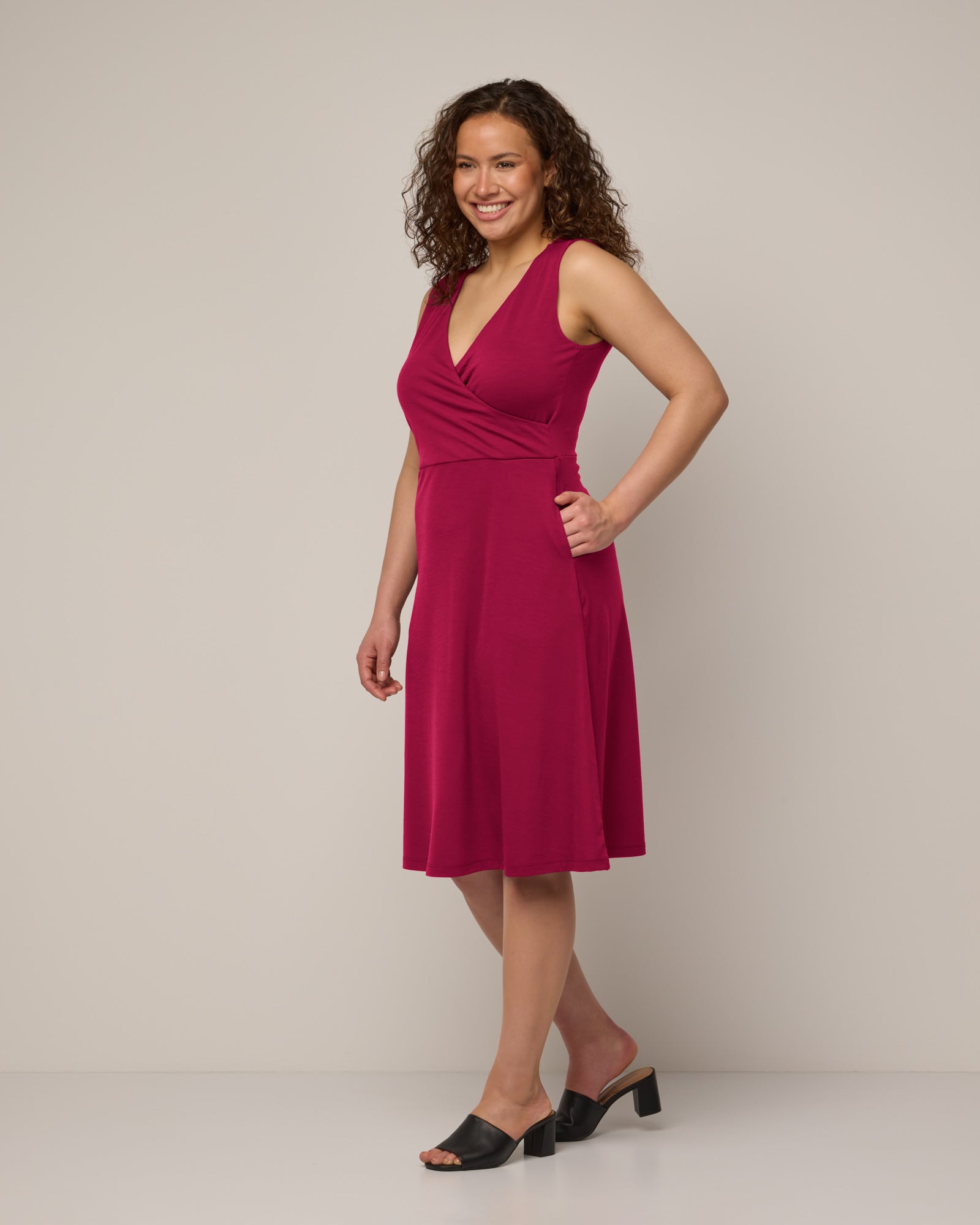 model-spec:Sadie is 175cm, wearing a size M