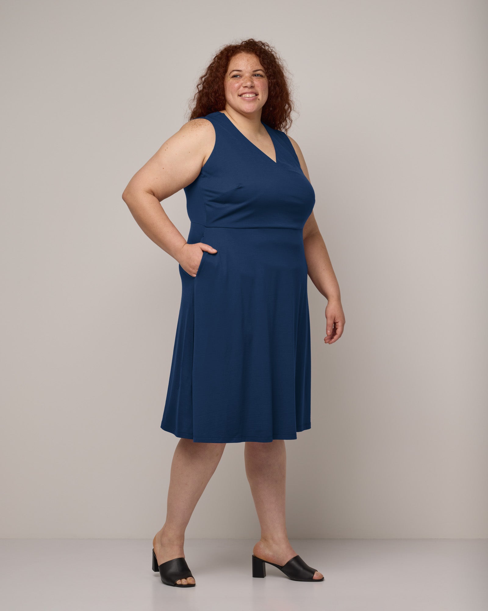 model-spec:Chantel is 178cm, wearing a size 2X