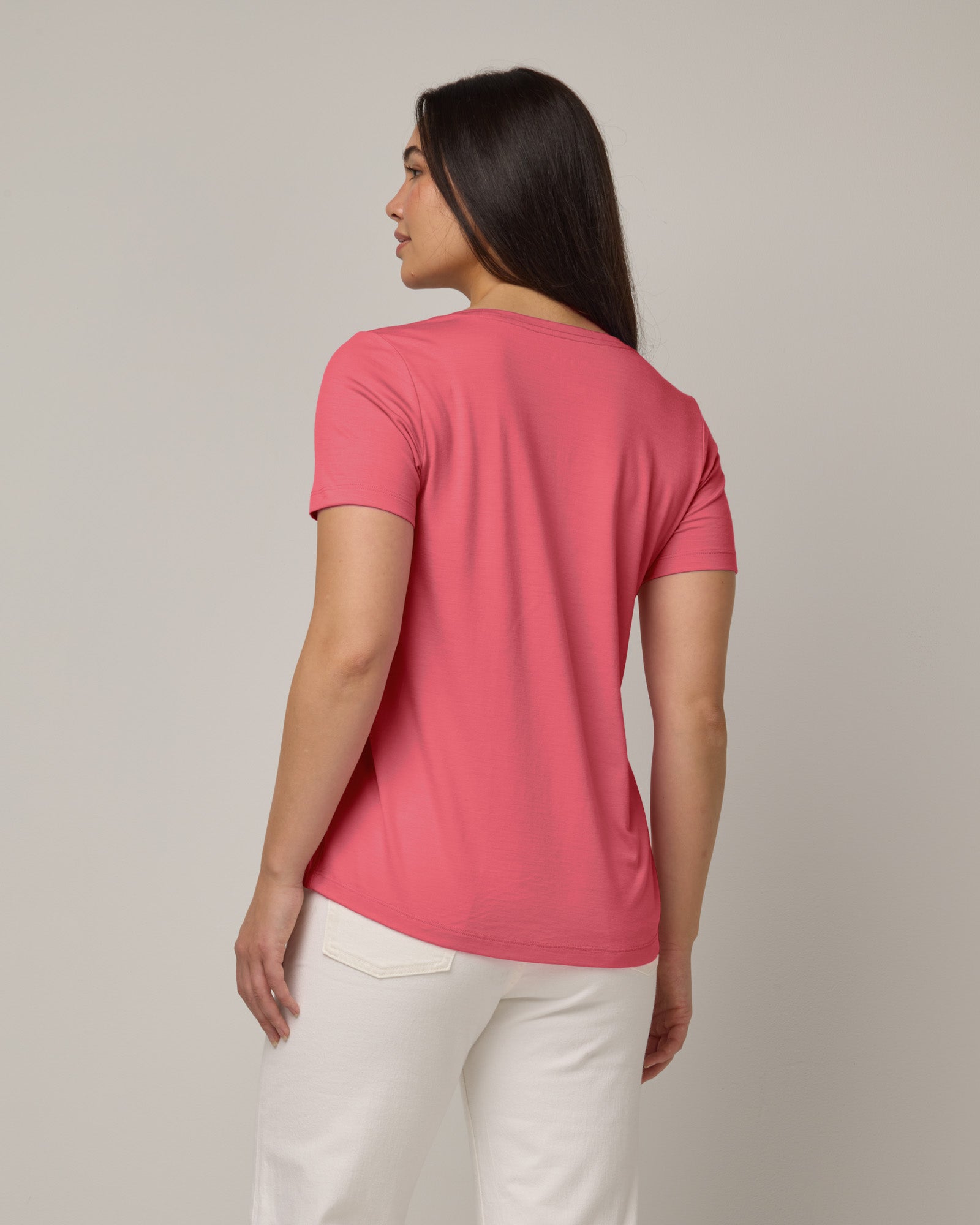 model-spec:Maile is 175cm, wearing a size M