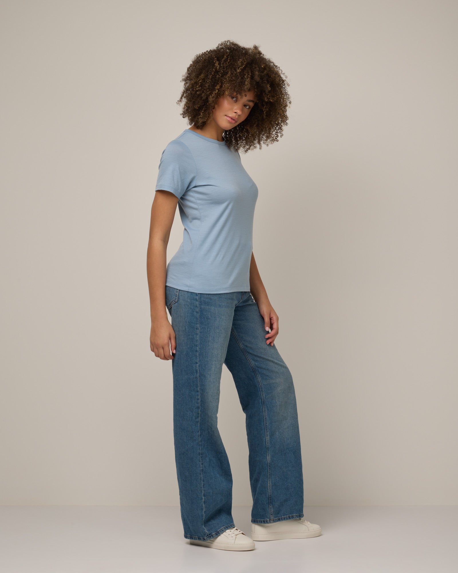 model-spec:Sean is 178cm, wearing a size M