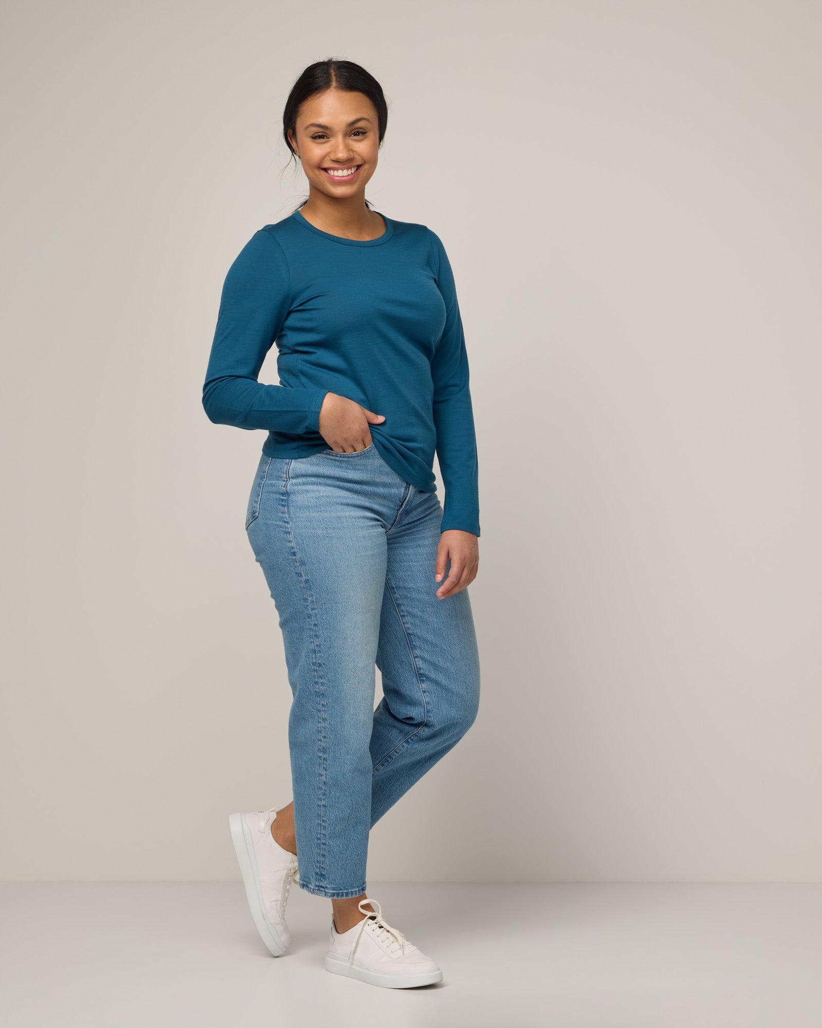 model-spec:Gracey is 168cm, wearing a size M