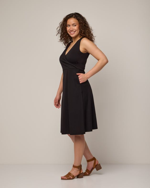 Black v neck tank 2024 dress