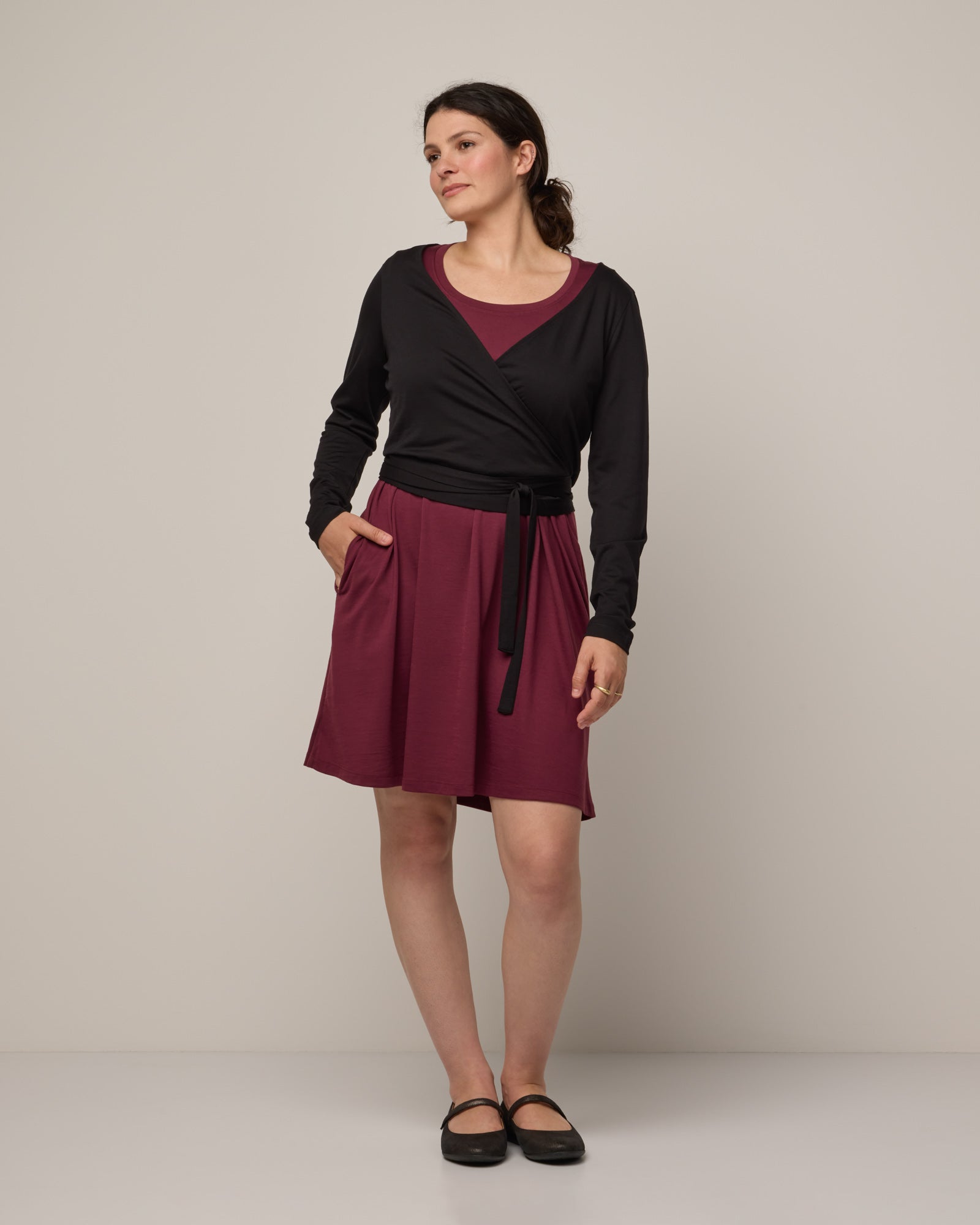 model-spec:Elana is 168cm, wearing a size M