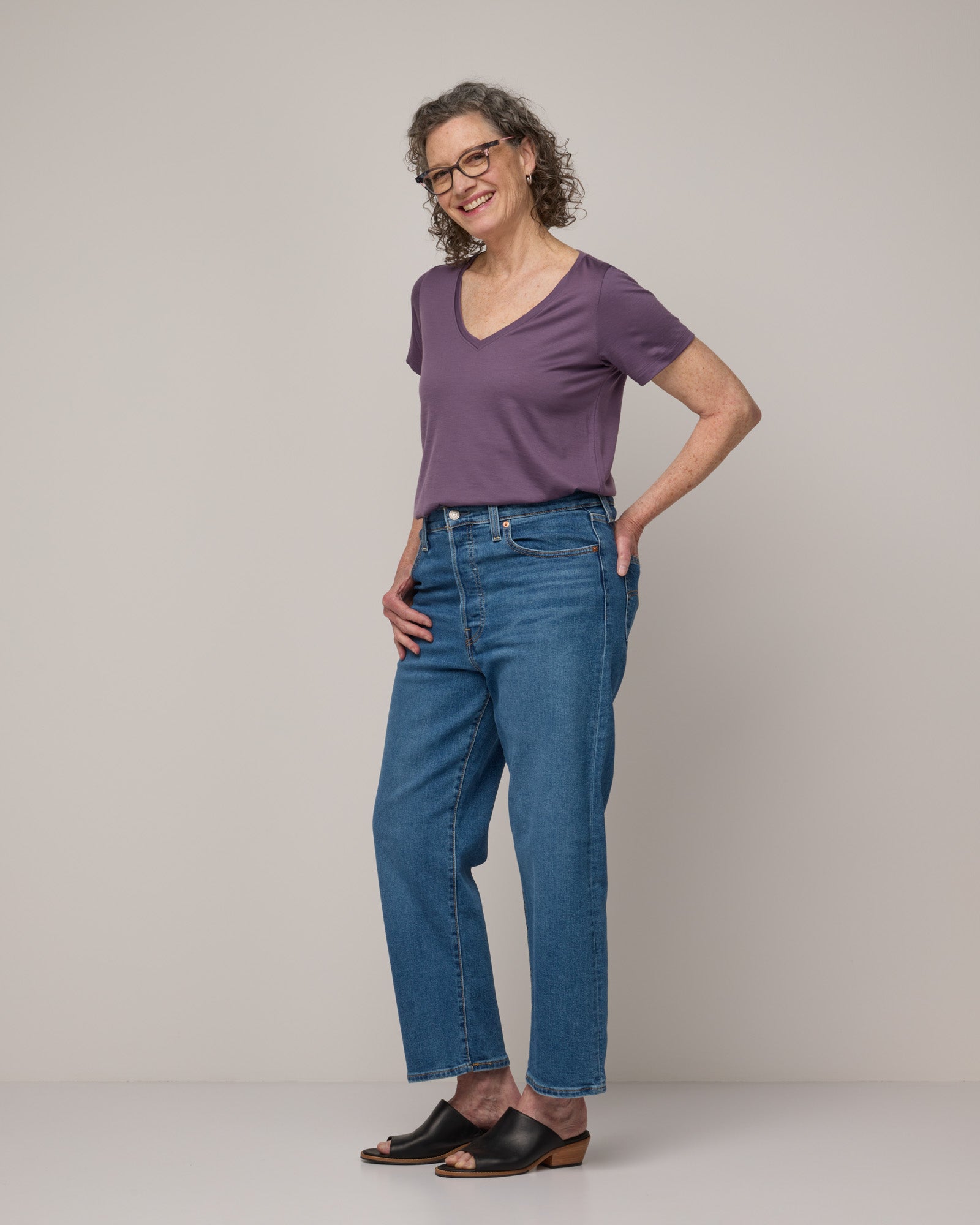 model-spec:Kate is 173cm, wearing a size M