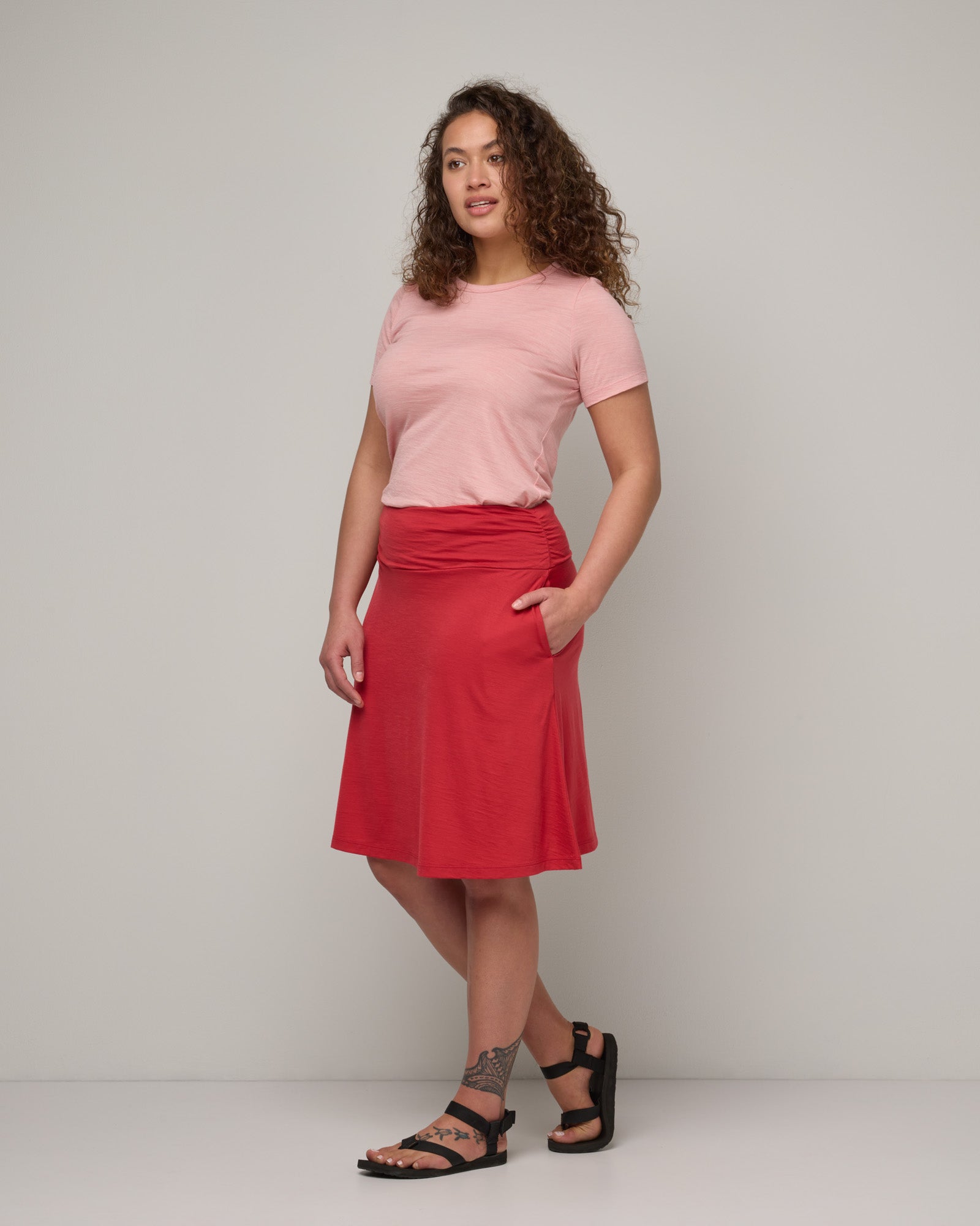 model-spec:Sadie is 175cm, wearing a size M