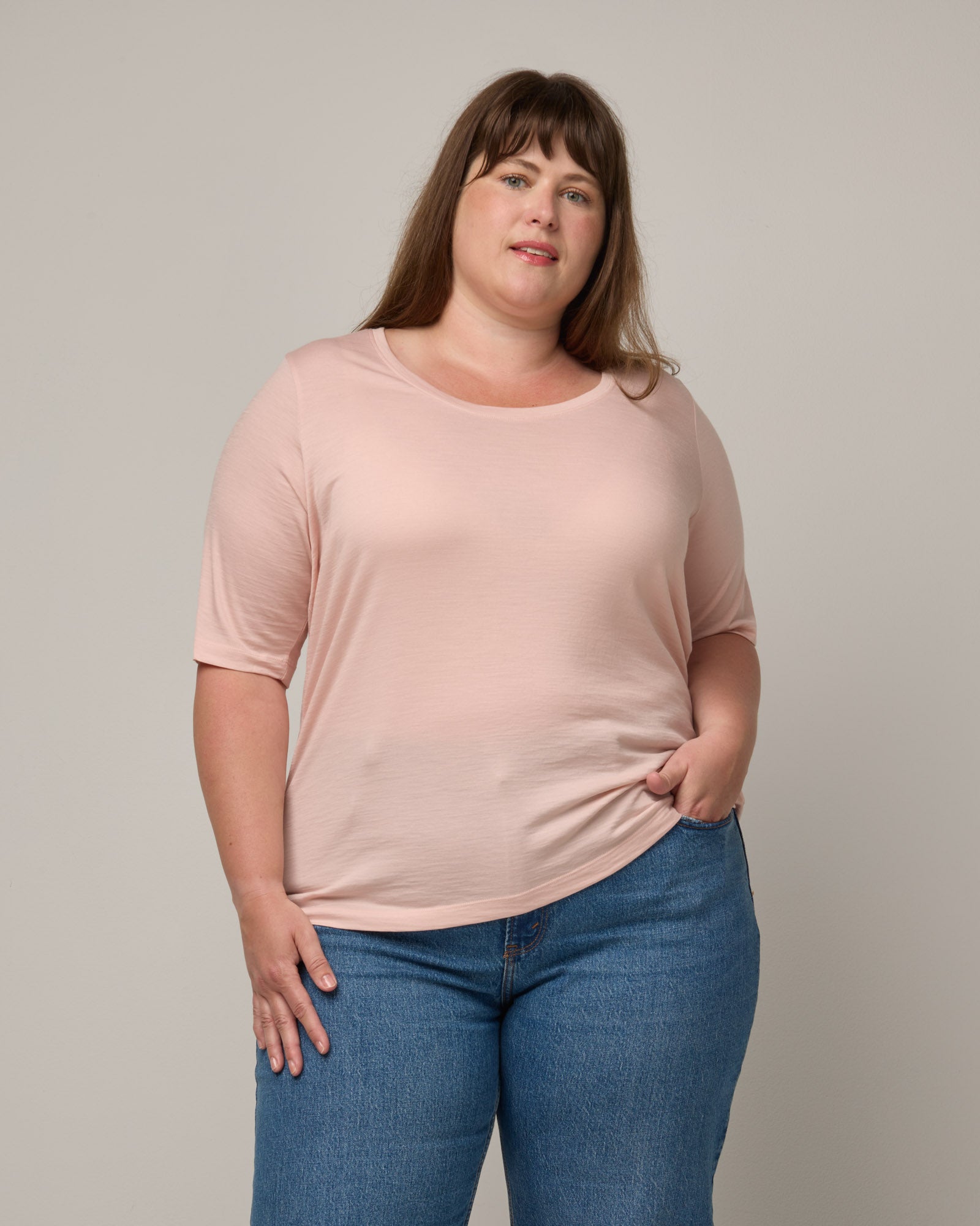 model-spec:Rosie is 173cm, wearing a size XXL