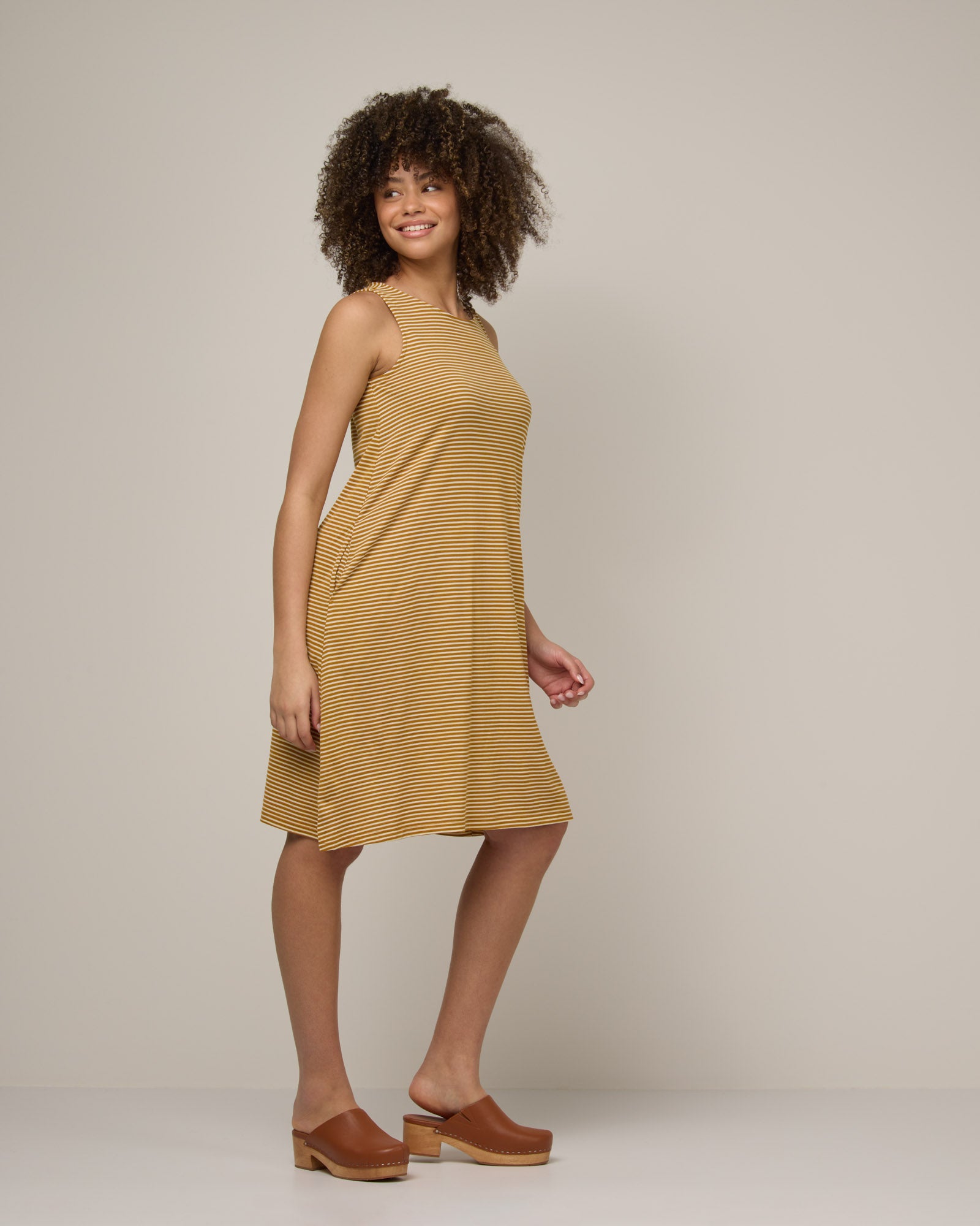 model-spec:Sean is 178cm, wearing a size M Long