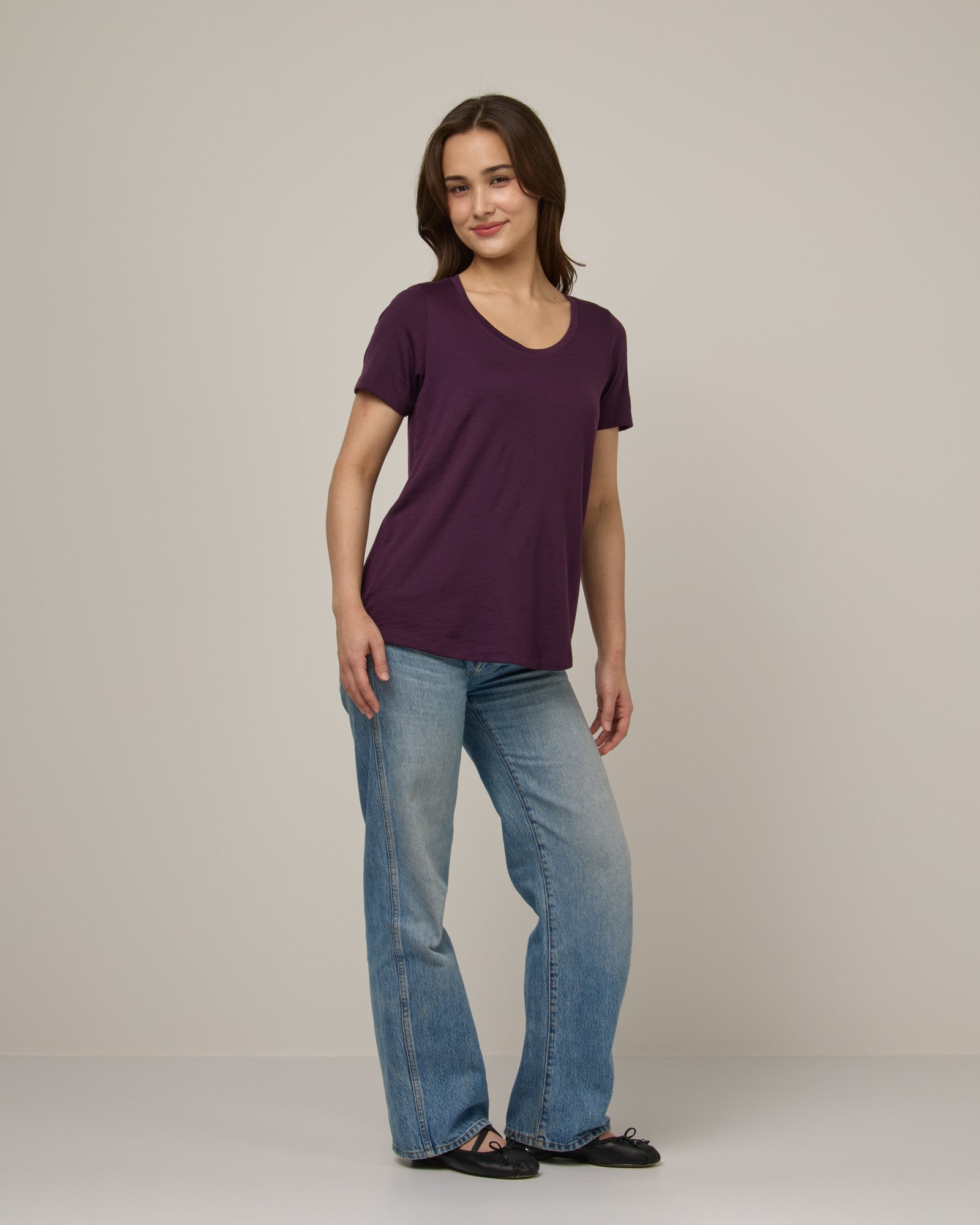model-spec:Victoria is 165cm, wearing a size XS