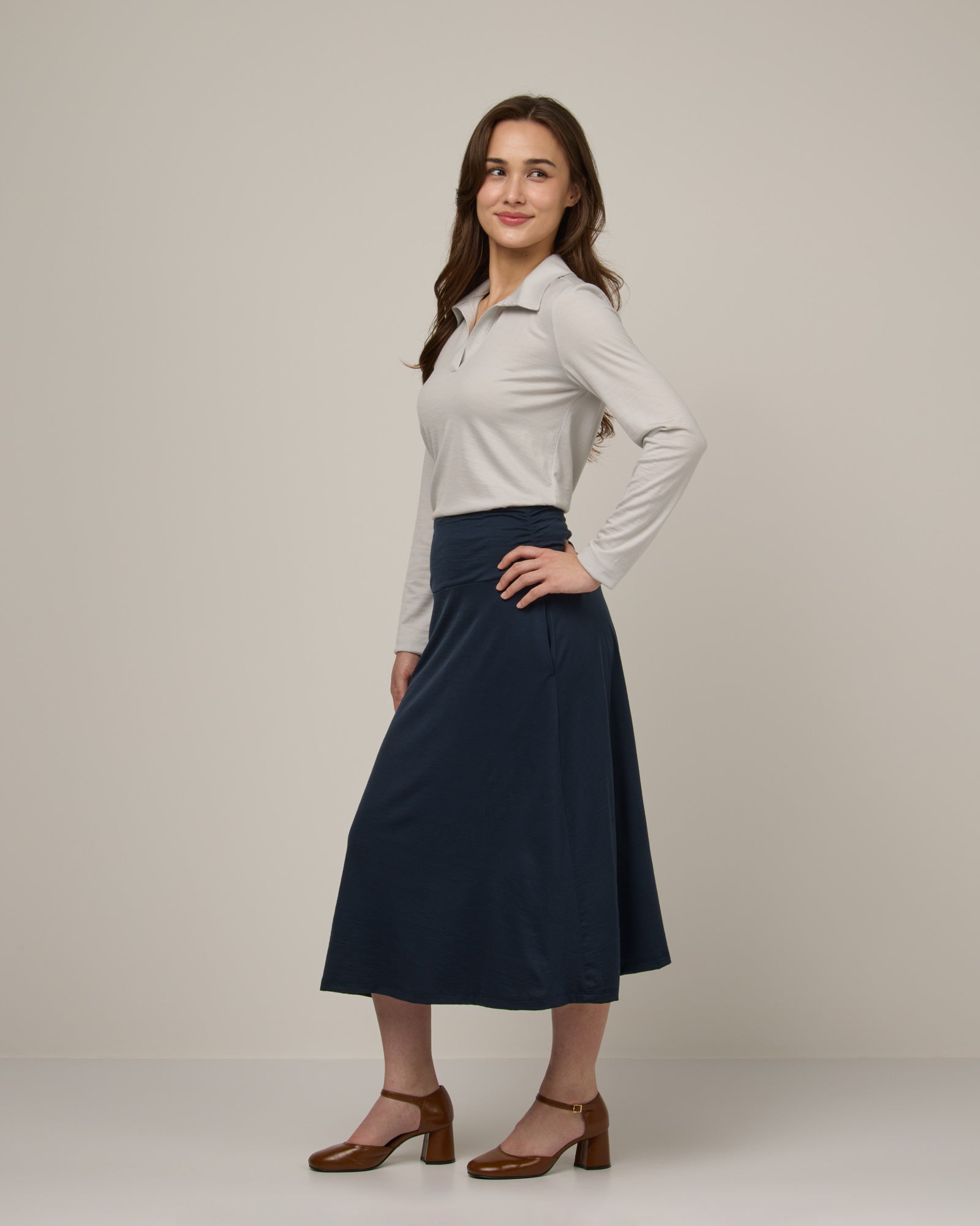 Helena Merino Wool Midi Skirt - Washed Navy – Helena Midi Travel