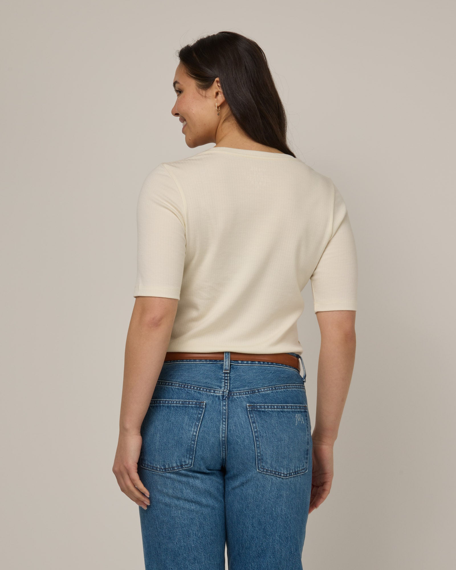 model-spec:Maile is 175cm, wearing a size M