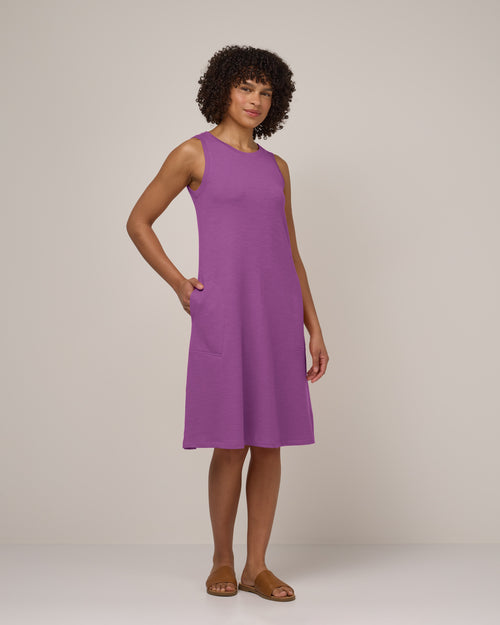 model-spec:Janiah is 170cm, wearing a size XS Long