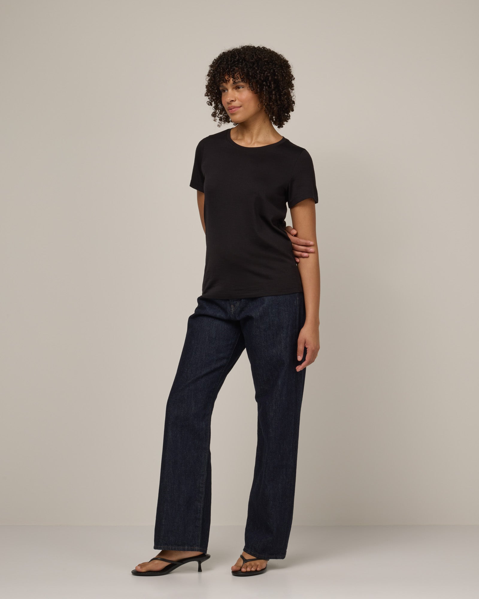 model-spec:Janiah is 170cm, wearing a size XS