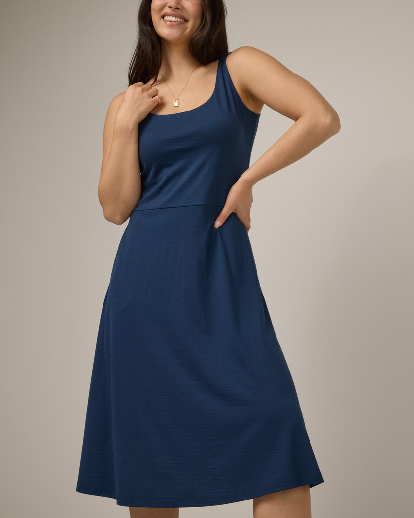 model-spec:Maile is 175cm, wearing a size M