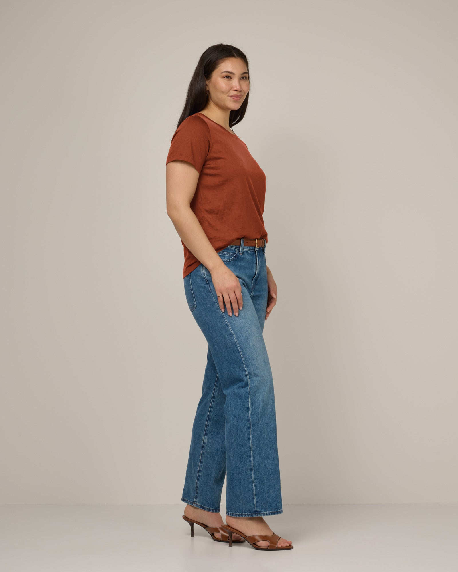 model-spec:Maile is 175cm, wearing a size M