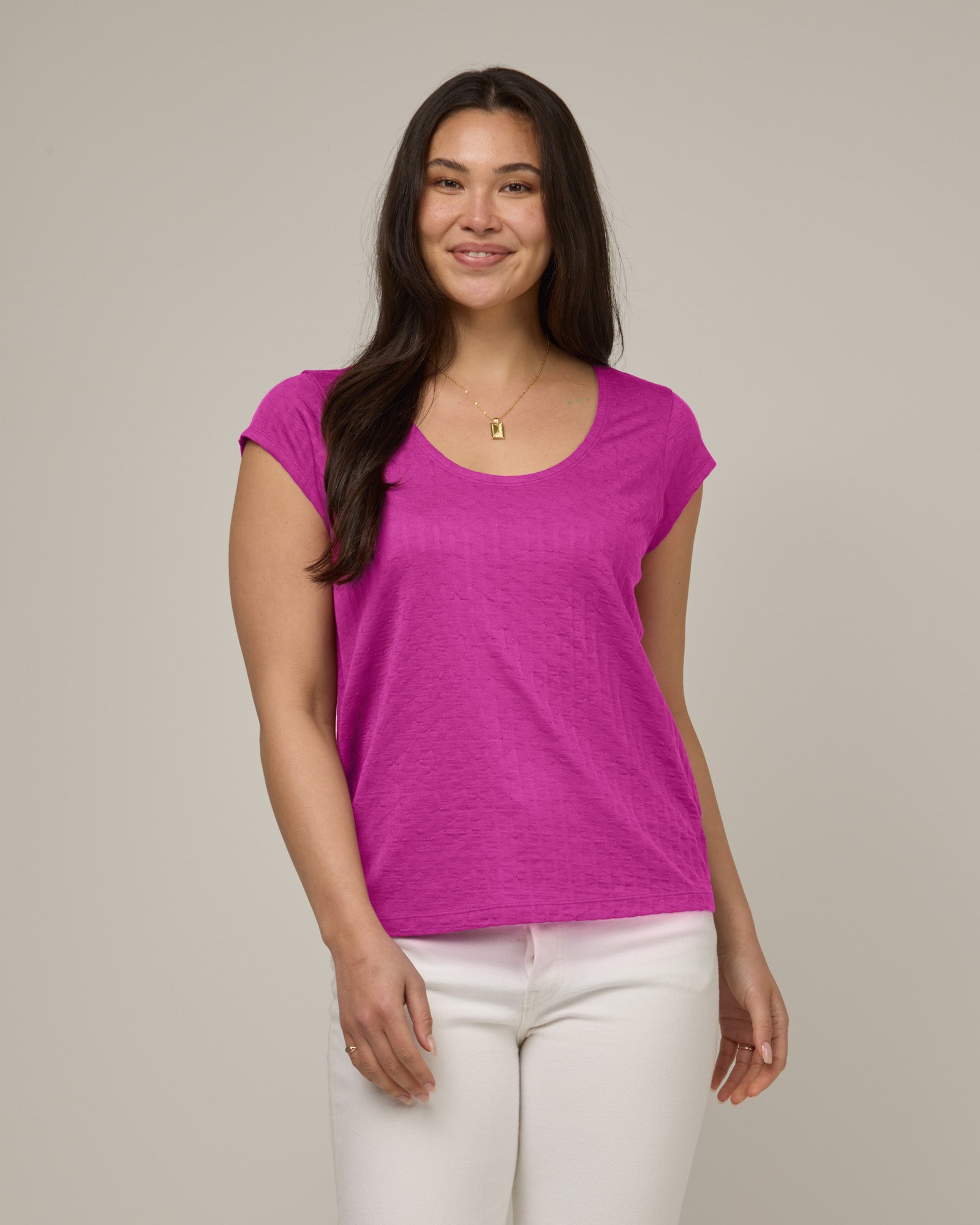 model-spec:Maile is 175cm, wearing a size M