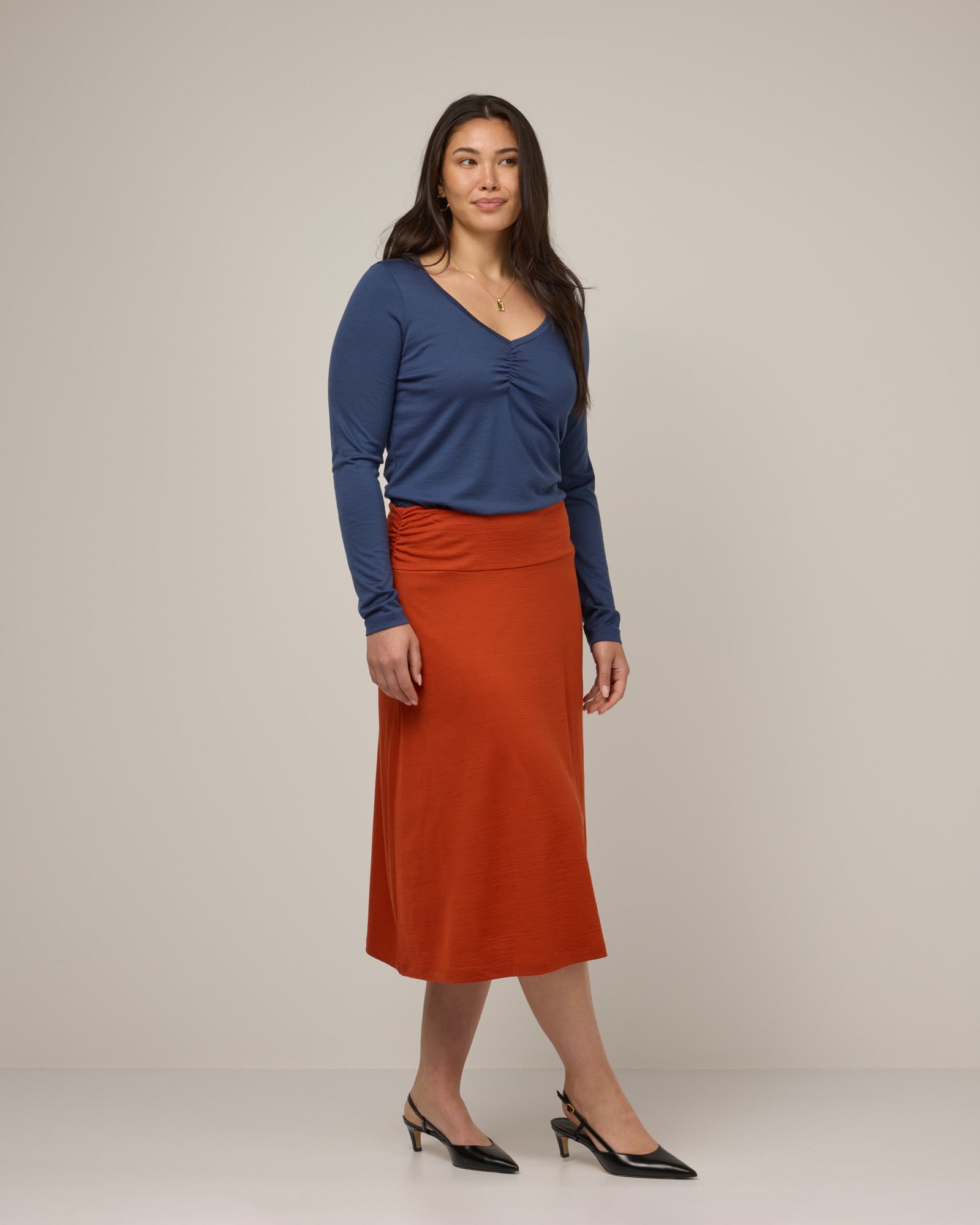 model-spec:Maile is 175cm, wearing a size M