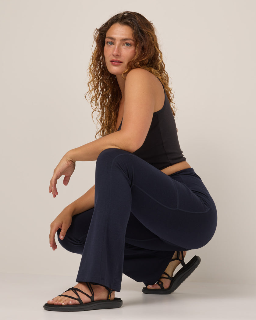 model-spec:Makinna is is 173cm, wearing a size M Regular