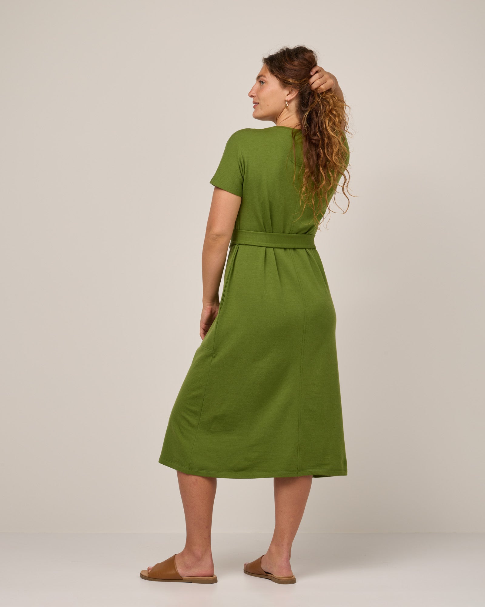 model-spec:Makinna is is 173cm, wearing a size M