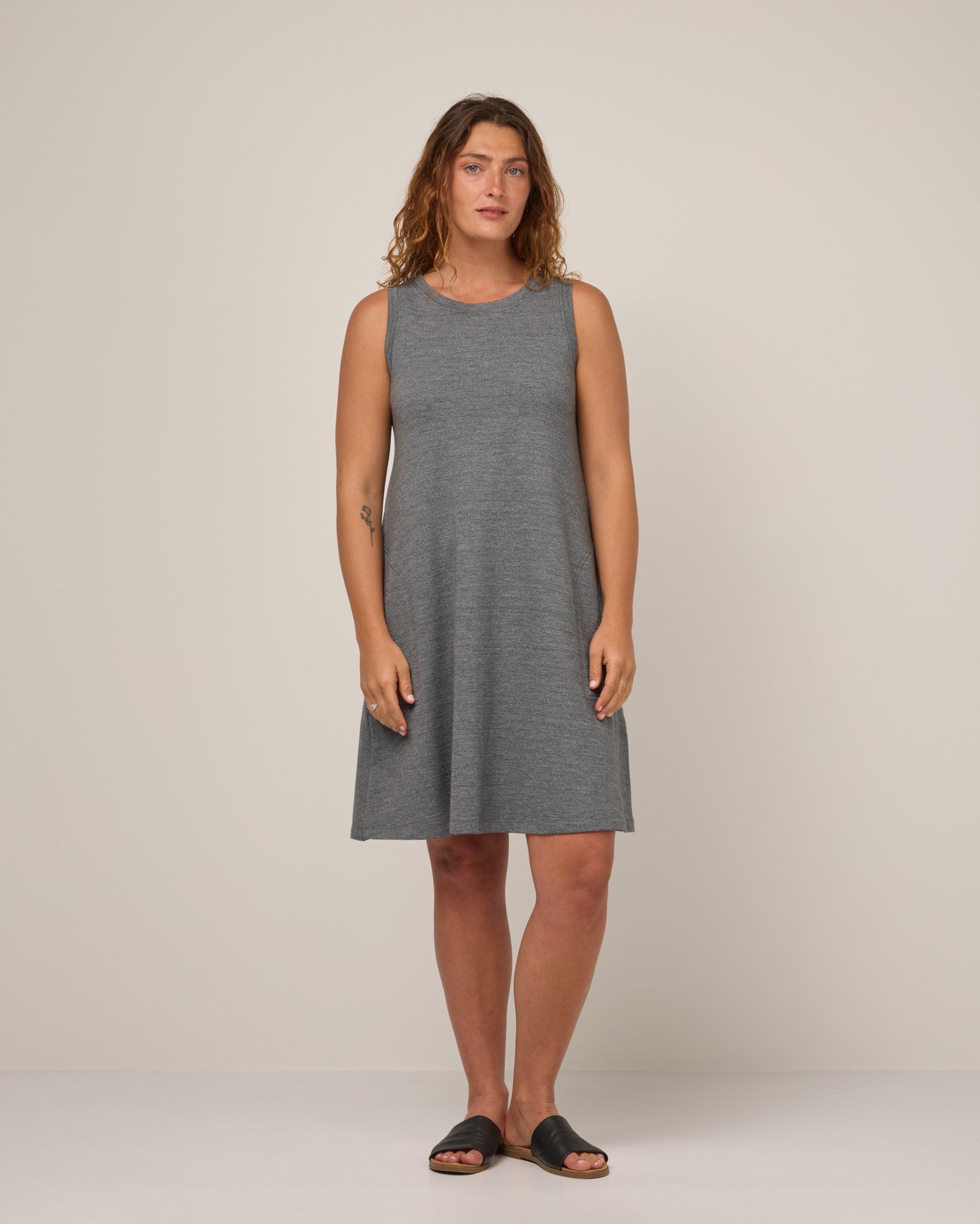 model-spec:Makinna is is 173cm, wearing a size M