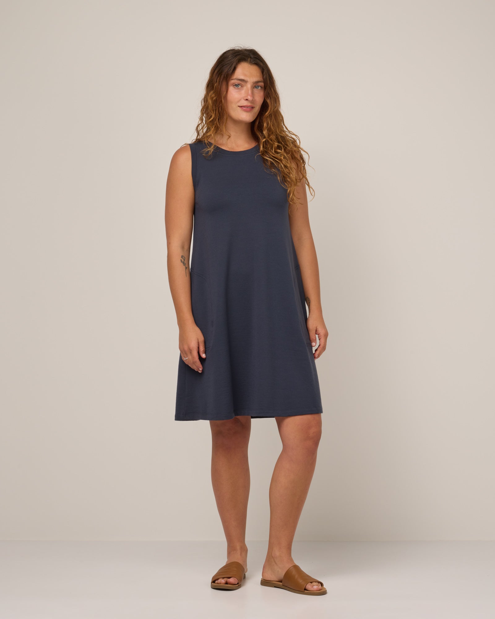 model-spec:Makinna is is 173cm, wearing a size M