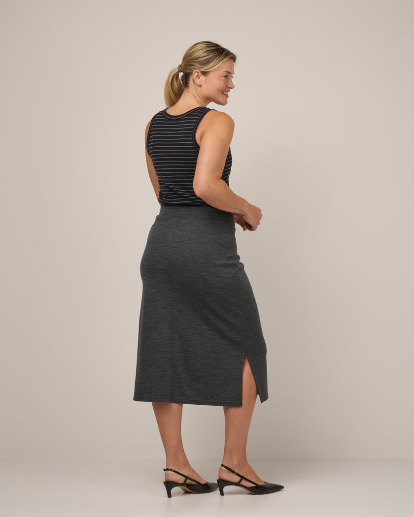 model-spec:Saasha is 175cm, wearing a size M