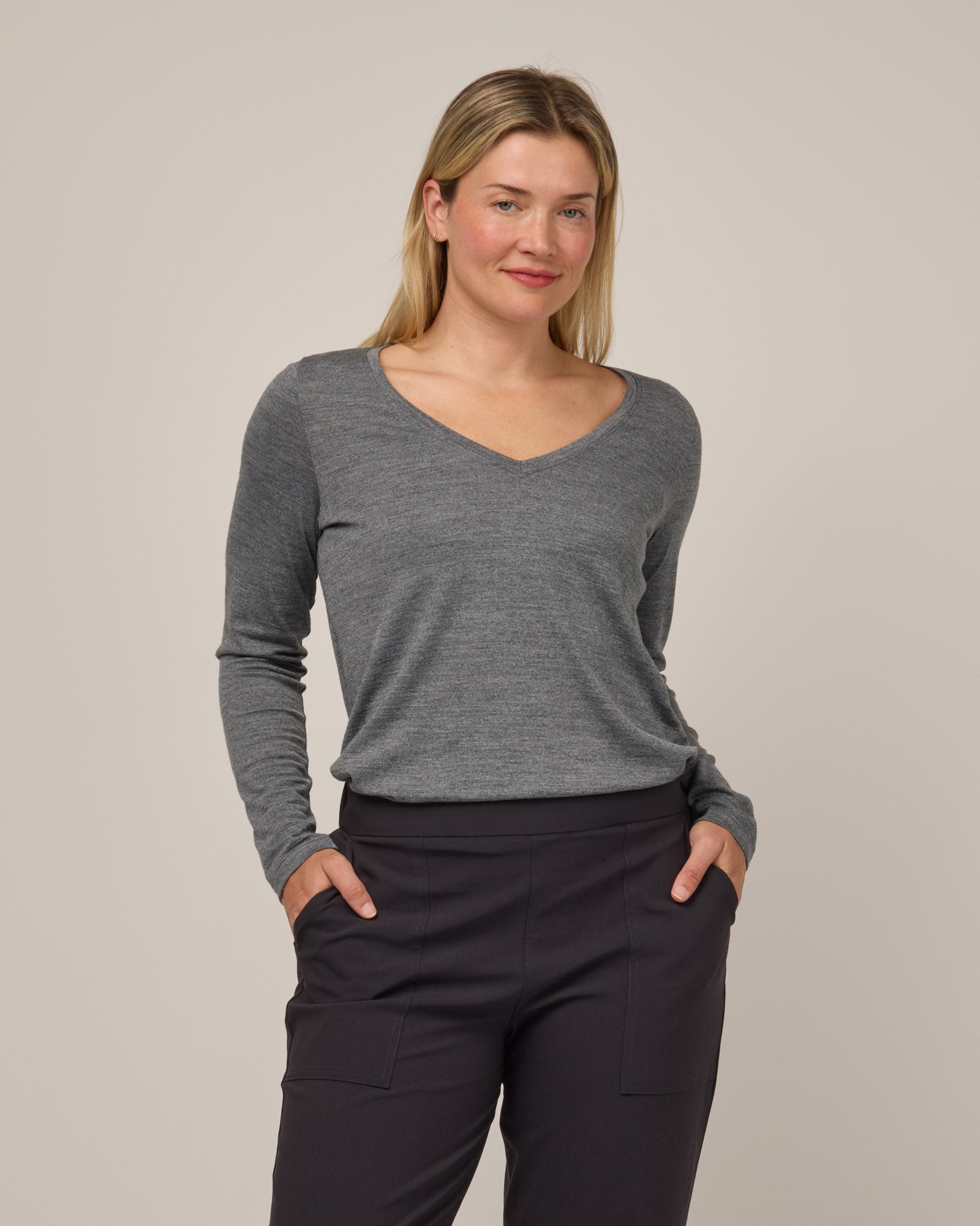 model-spec:Saasha is 175cm, wearing a size M