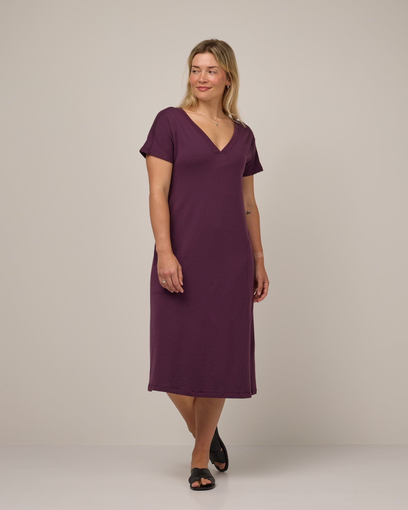 model-spec:Saasha is 175cm, wearing a size M