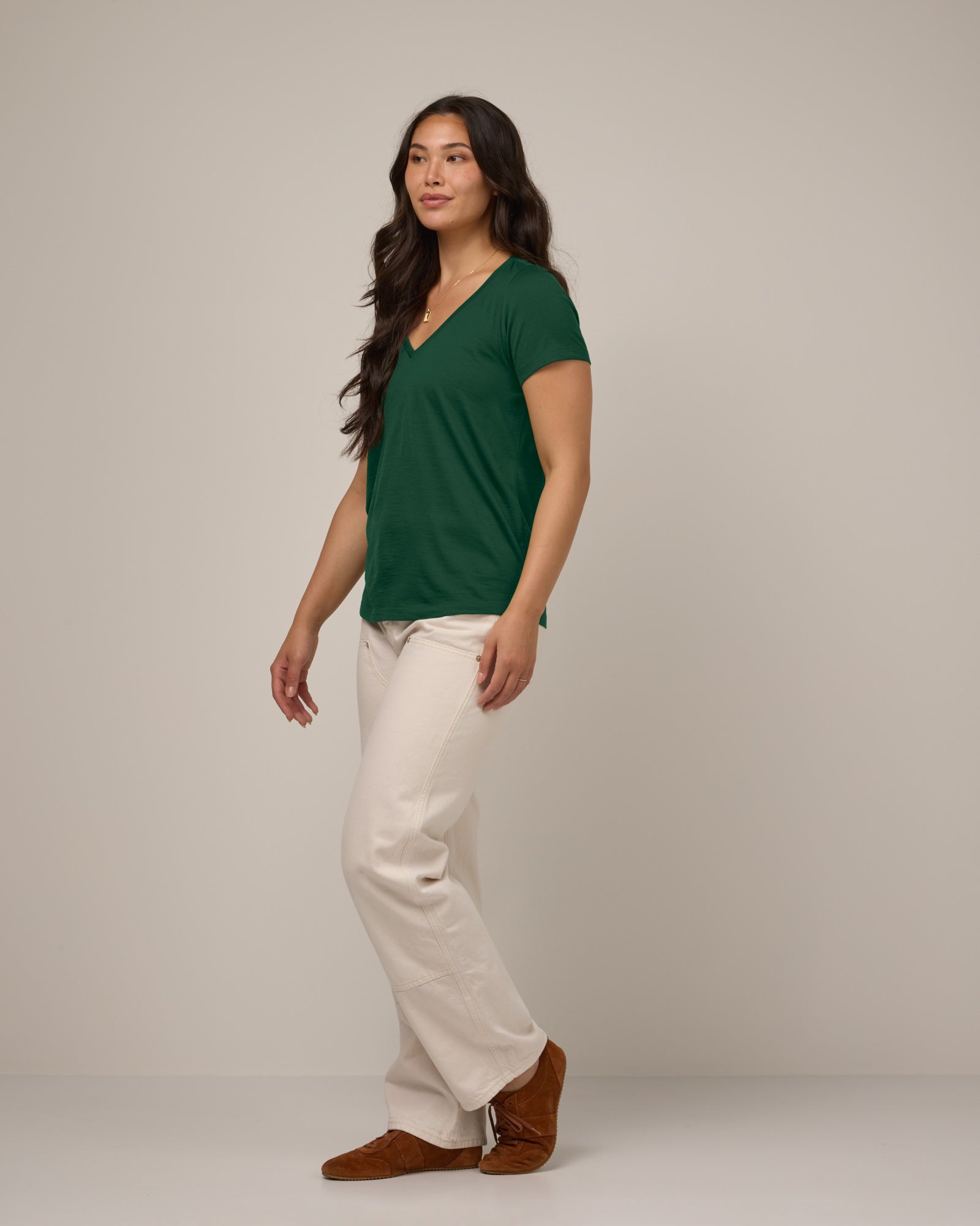 model-spec:Maile is 175cm, wearing a size M