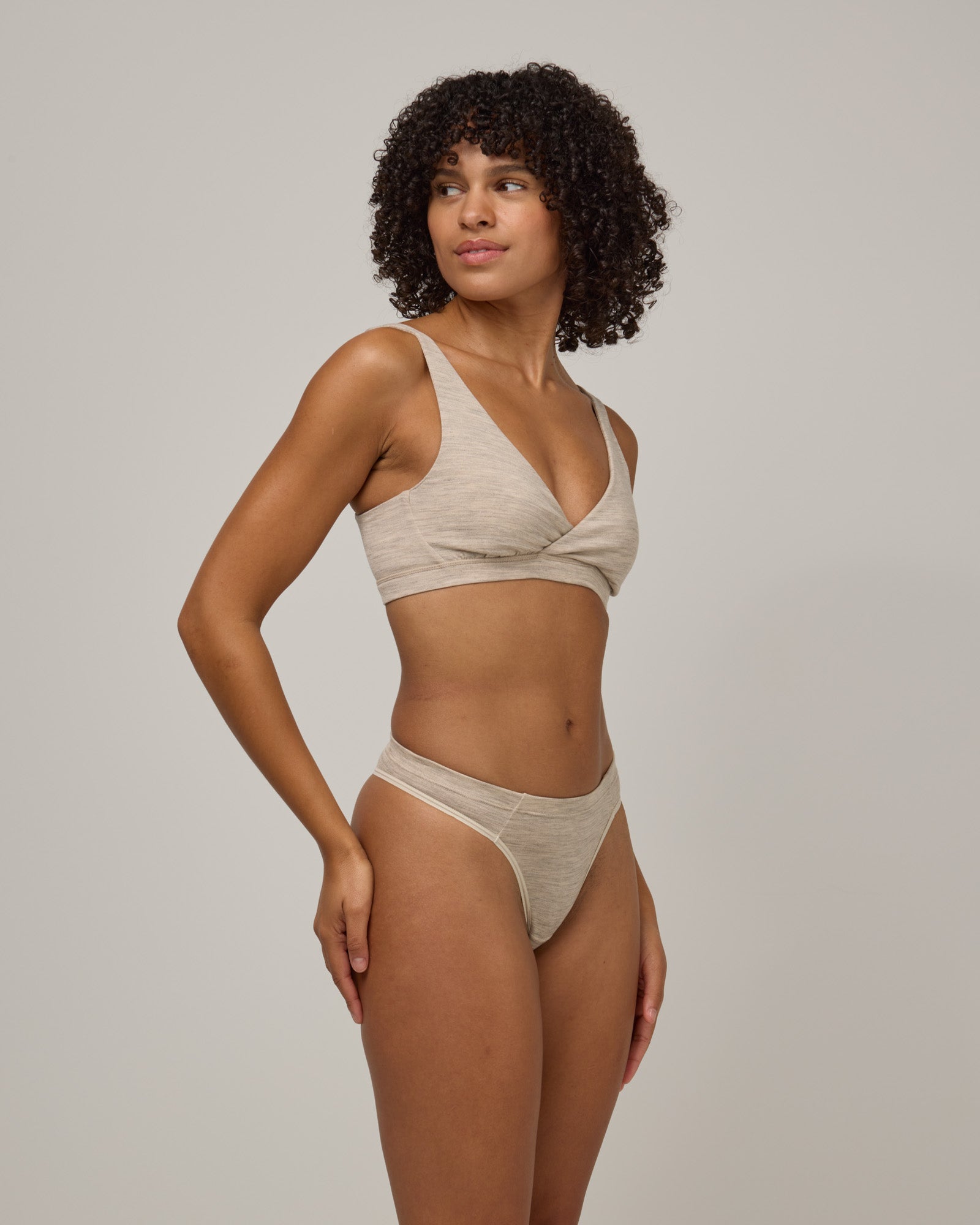 Roam Thong