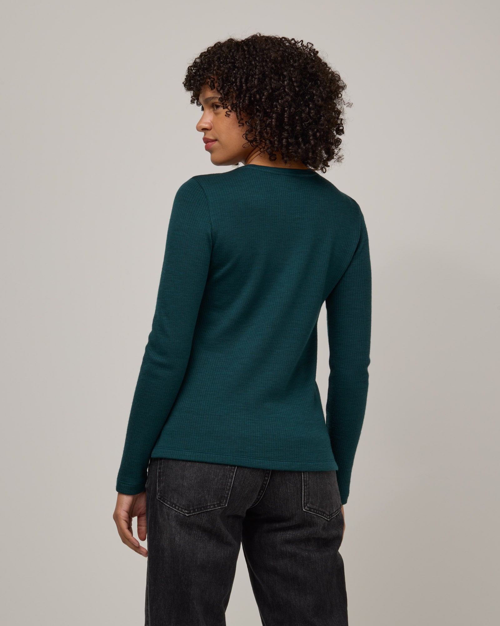 model-spec:Janiah is 170cm, wearing a size XS