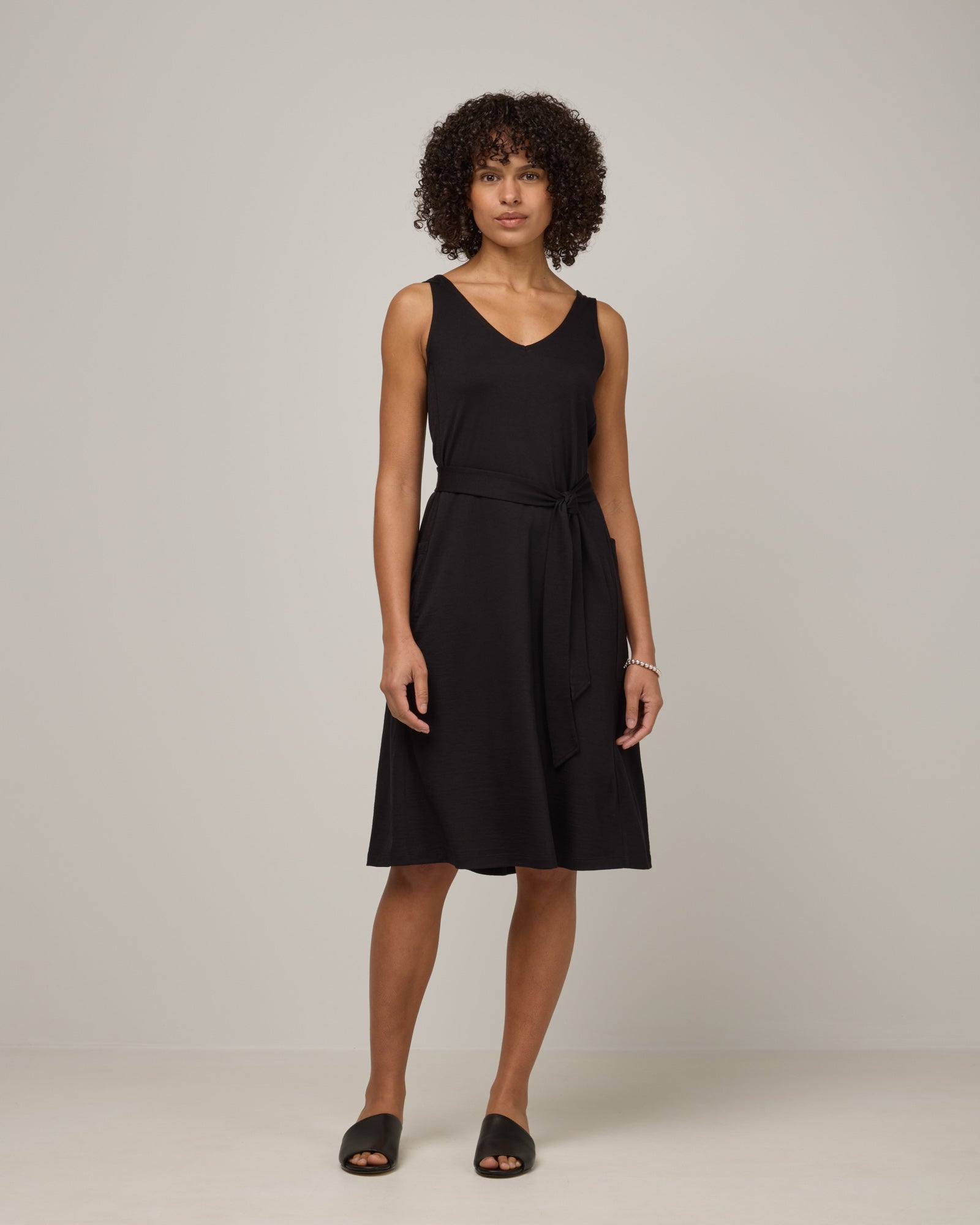 model-spec:Janiah is 170cm, wearing a size XS