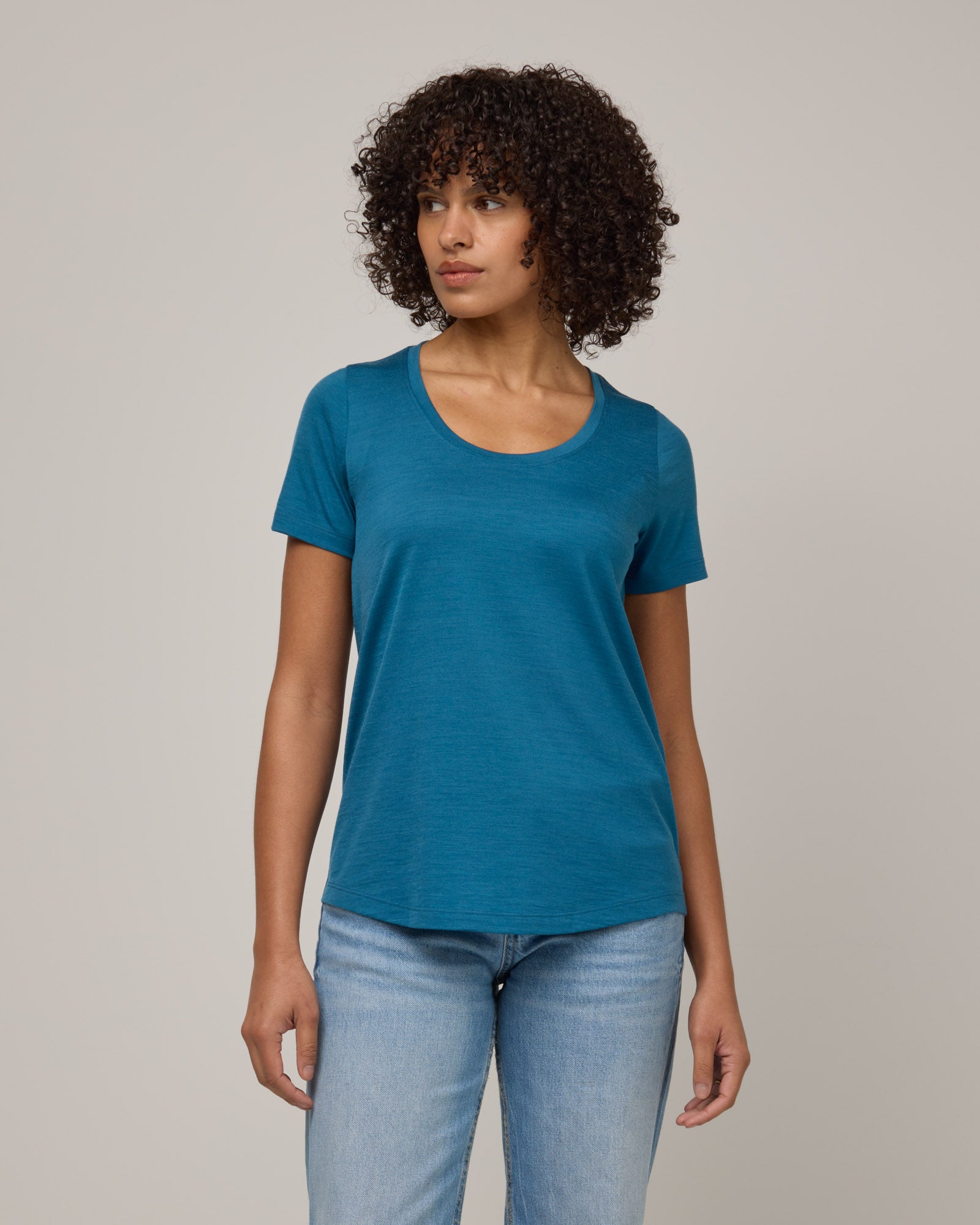 model-spec:Janiah is 170cm, wearing a size XS