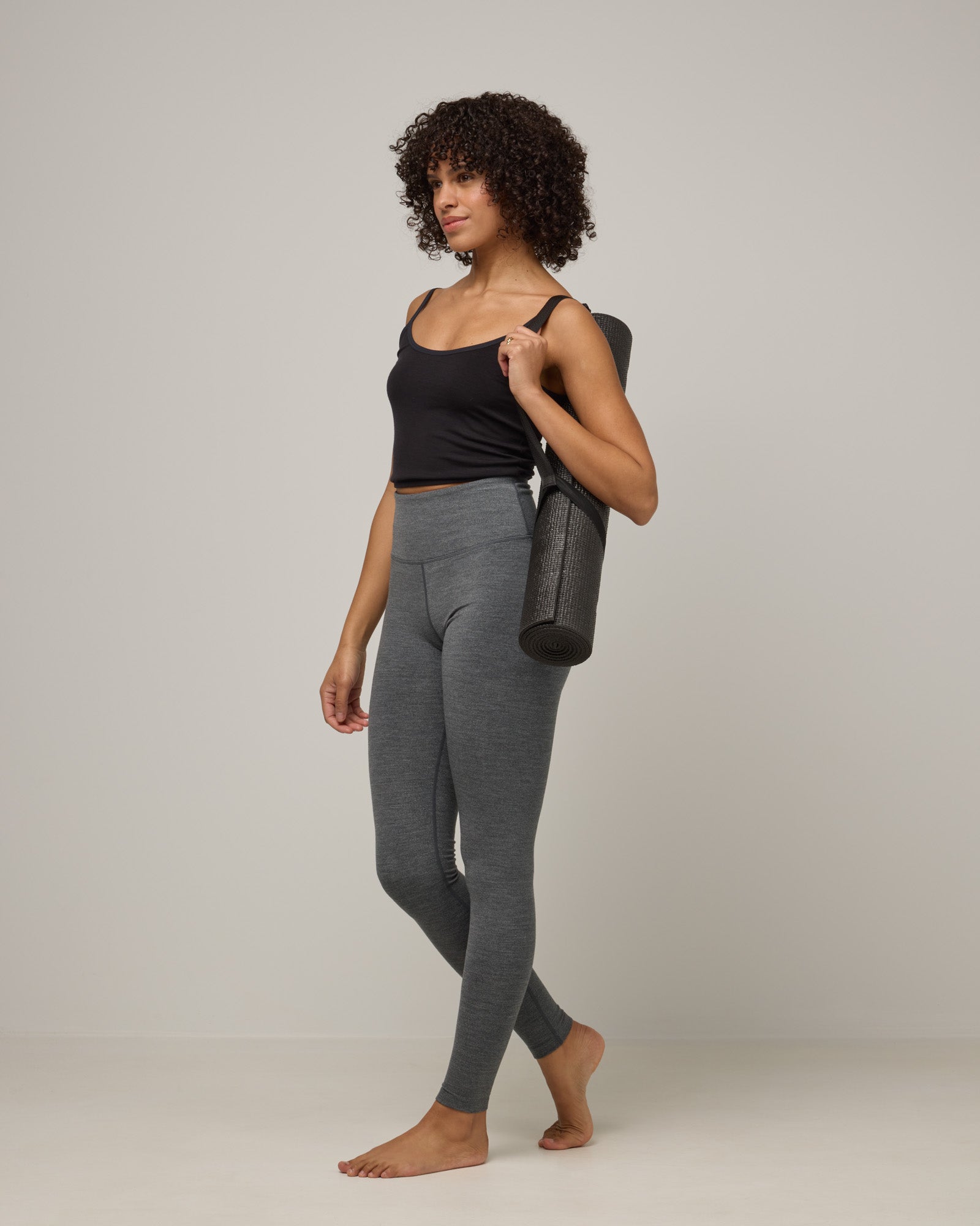 model-spec:Janiah is 170cm, wearing a size XS