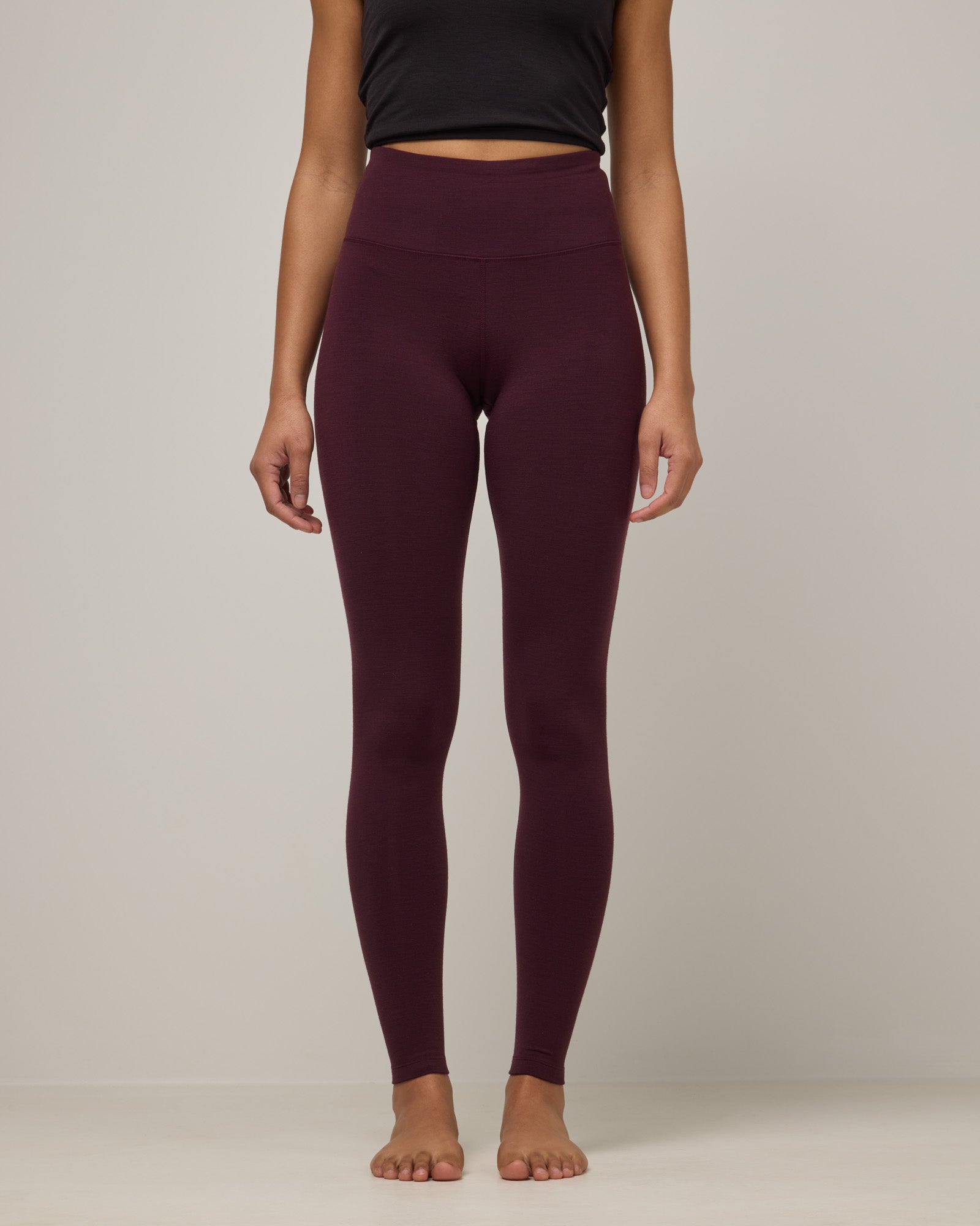 model-spec:model-spec:Janiah is 170cm, wearing a size XS