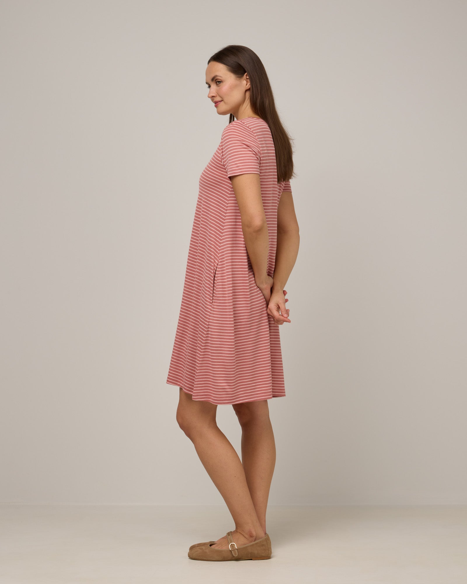 model-sepc:Nicole is 173cm, wearing a size S Long