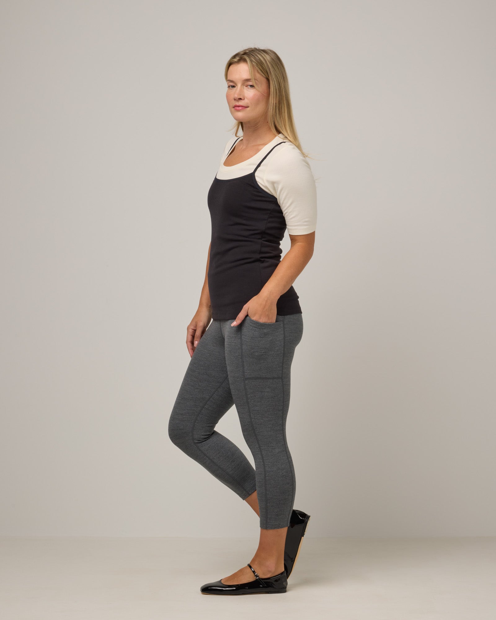 model-spec:Saasha is 175cm, wearing a size M