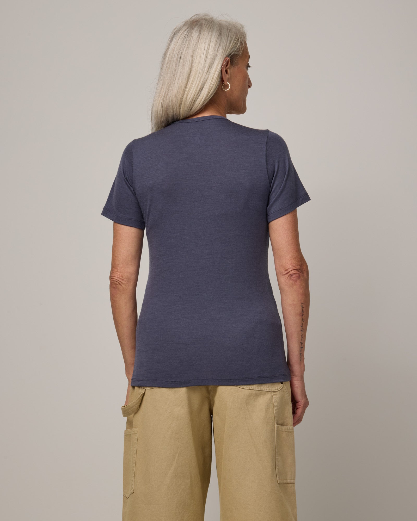 model-spec:Catherine is is 173cm, wearing a size S