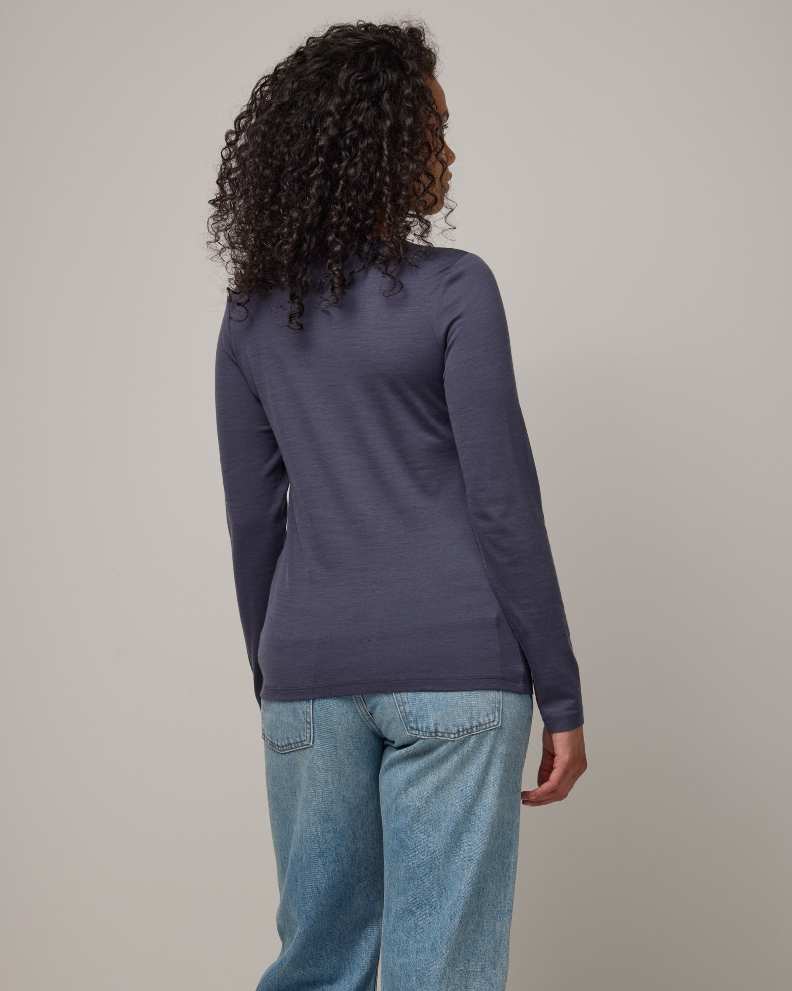 model-spec:Kenzy is is 173cm, wearing a size S