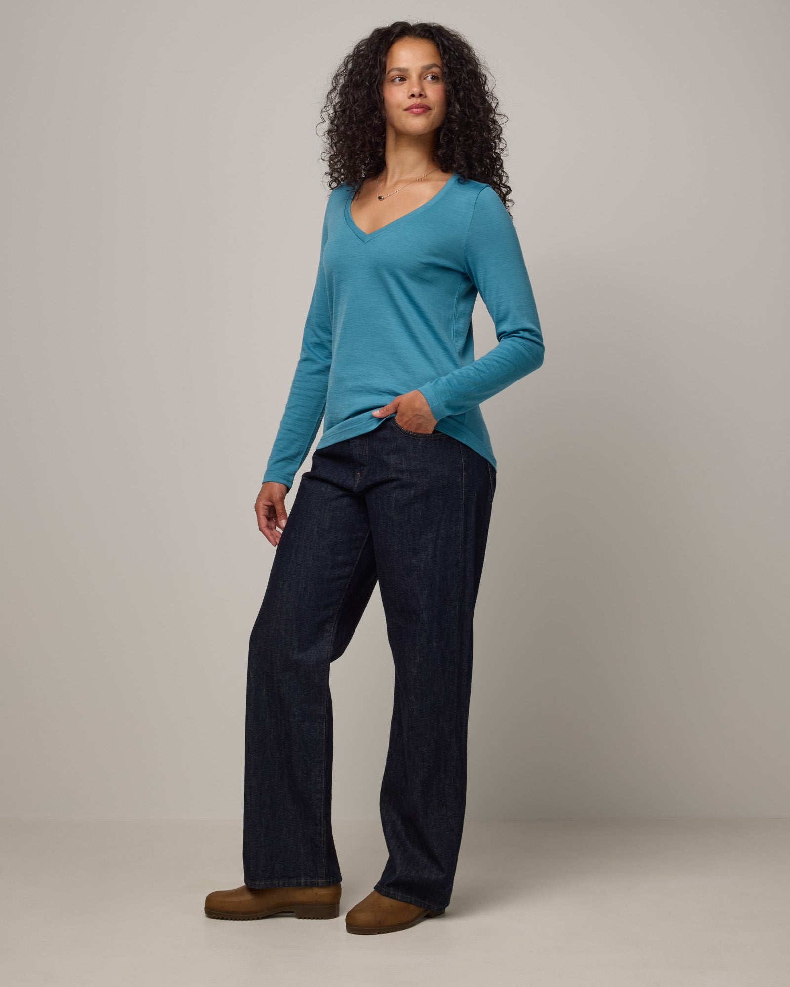 model-spec:Kenzy is is 173cm, wearing a size S