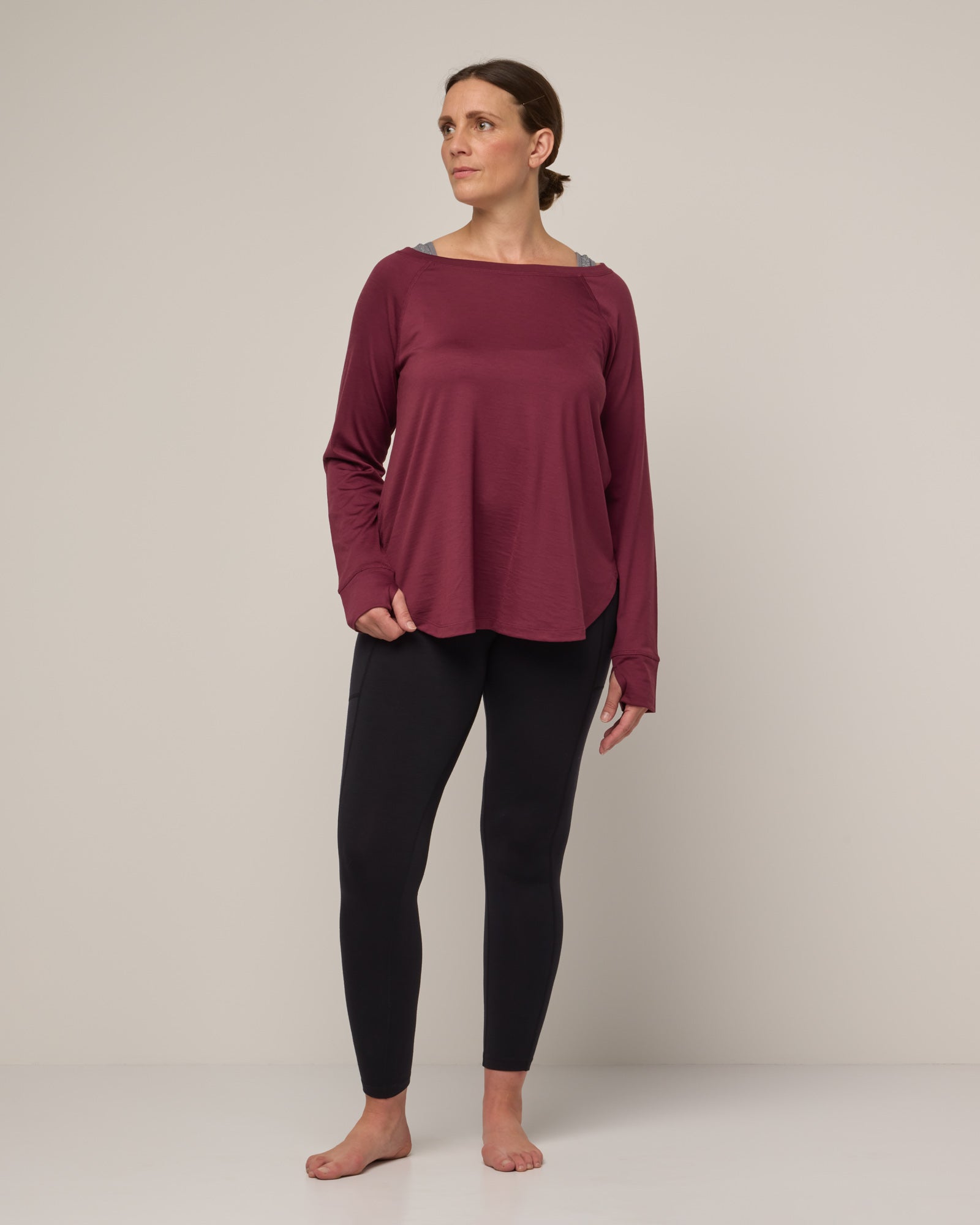 model-spec:Monica is 173cm, wearing a size M