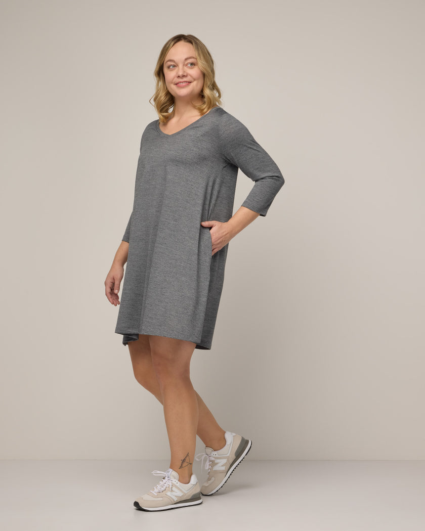 model-spec:Brianne is 175cm, wearing a size L