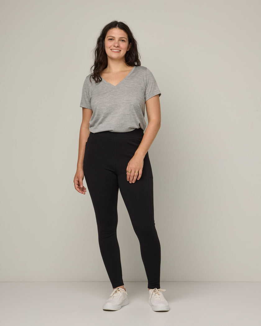 model-spec:Elana is 168cm, wearing a size M